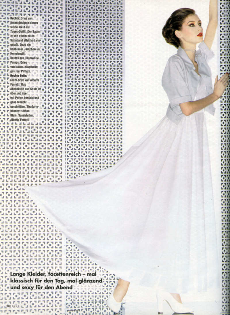Olga Pantushenkova featured in Kleider, February 1995