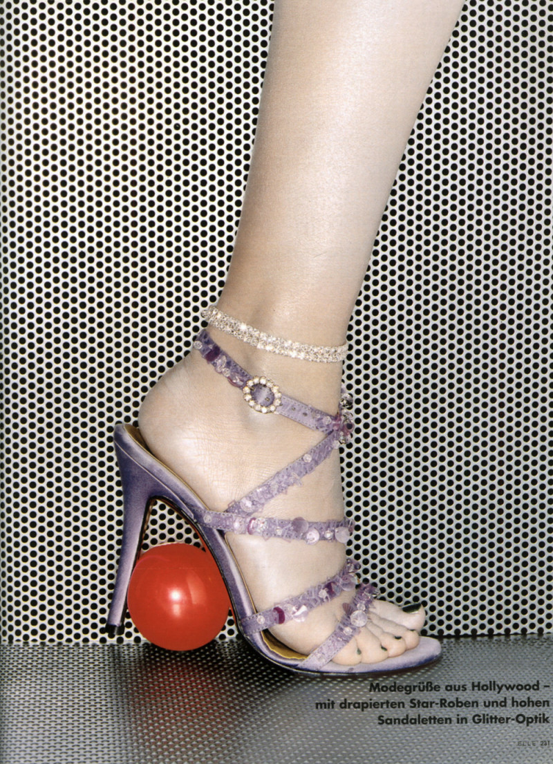 Kleider, February 1995