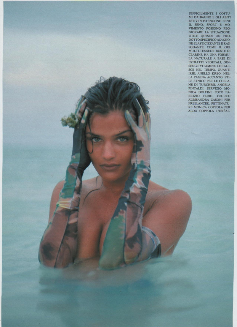 Helena Christensen featured in Sotto il sole d\'estate, August 1992