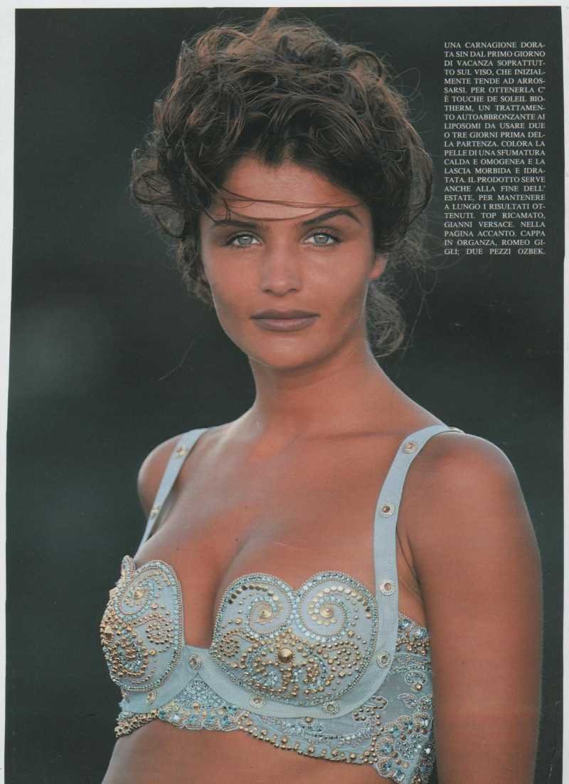Helena Christensen featured in Sotto il sole d\'estate, August 1992