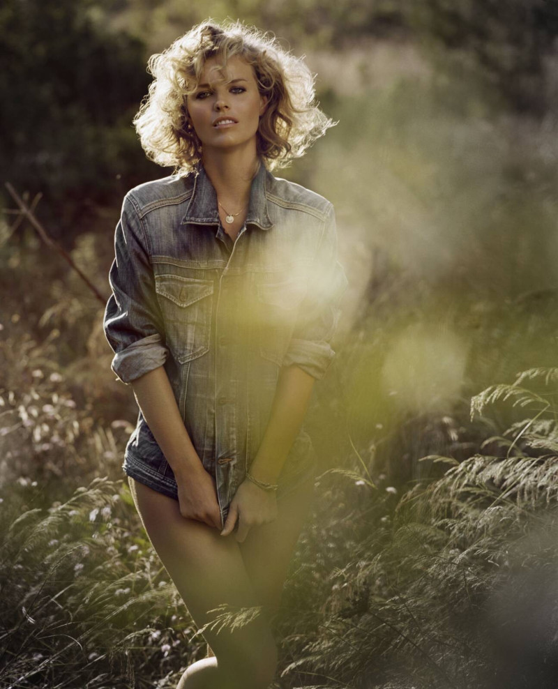 Eva Herzigova featured in Eva Herzigova, August 2008