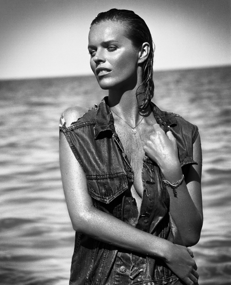 Eva Herzigova featured in Eva Herzigova, August 2008