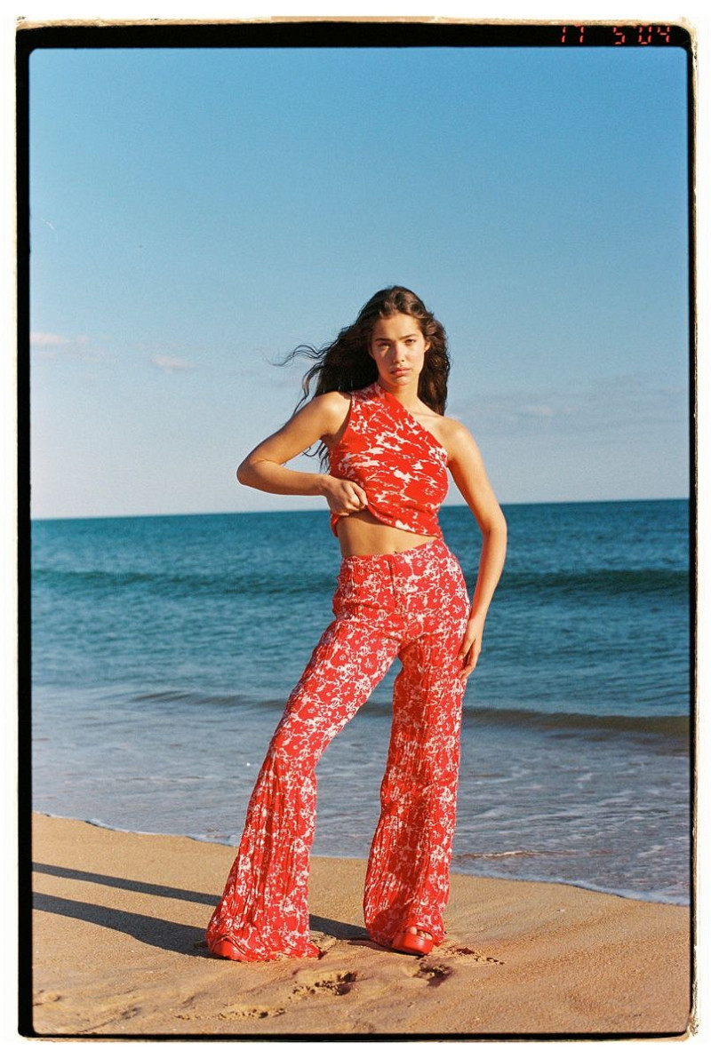 Carolina Azevedo featured in Carolina Azevedo, June 2024