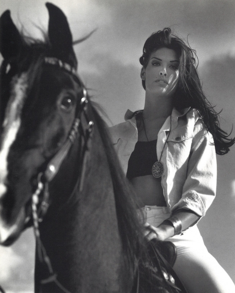 Shana Zadrick featured in Bella Da Strappare, January 1993