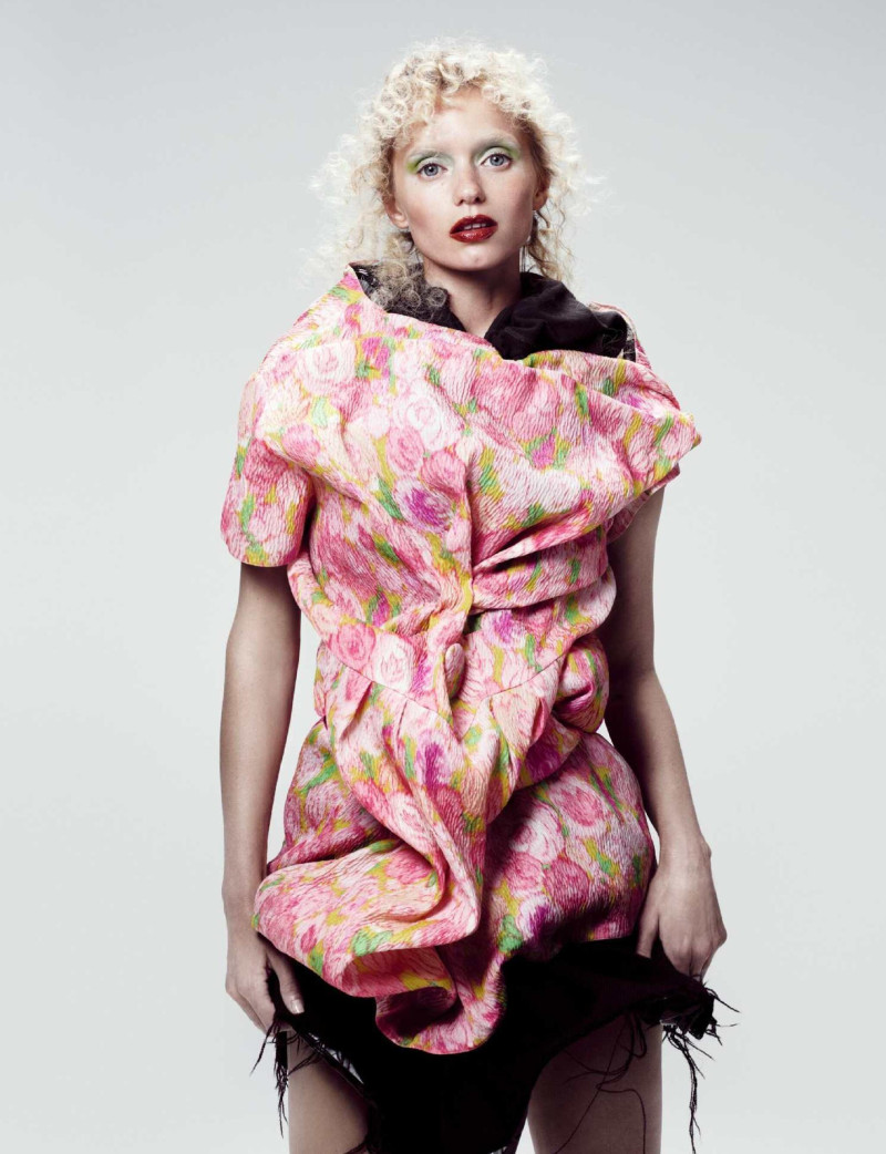 Abbey Lee Kershaw featured in Abbey Lee, October 2025