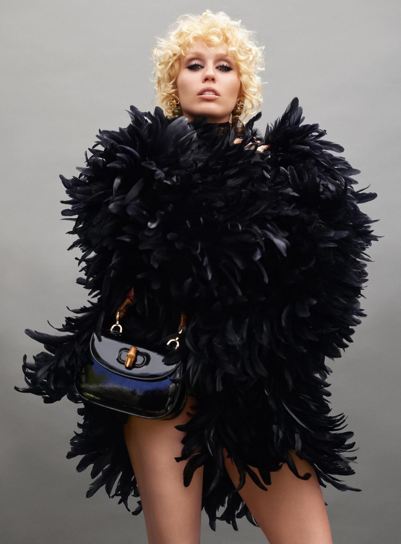 Miley L\'Indomptee, November 2025