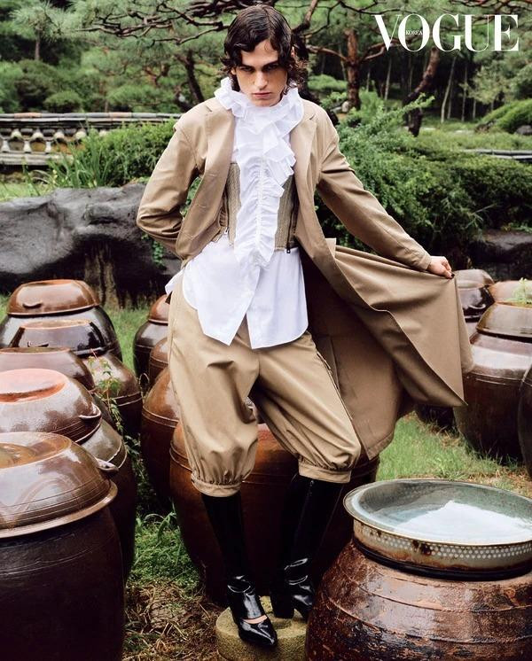 So Ra Choi featured in When To Wear Autumn, October 2025