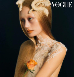 Women Flowers And Souls By Chun Kyung-ja