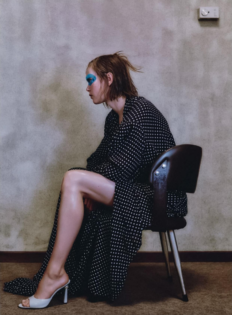 Thea Almqvist featured in Servizio In Camera, October 2025