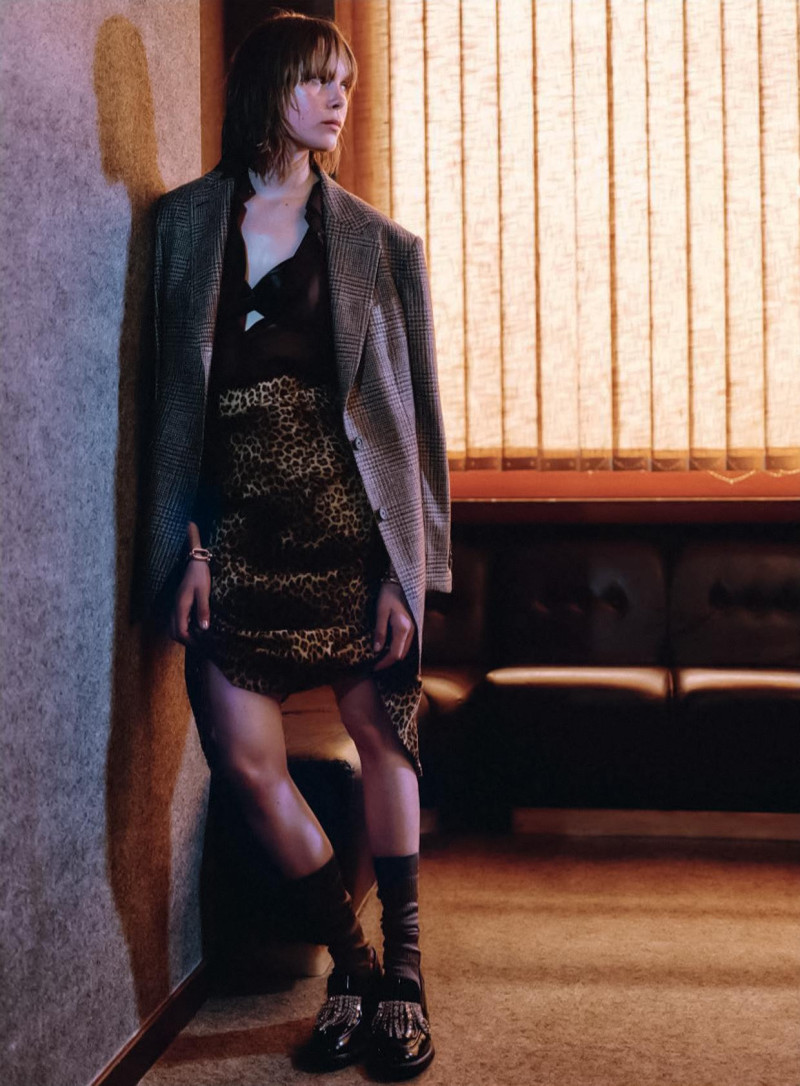 Thea Almqvist featured in Servizio In Camera, October 2025