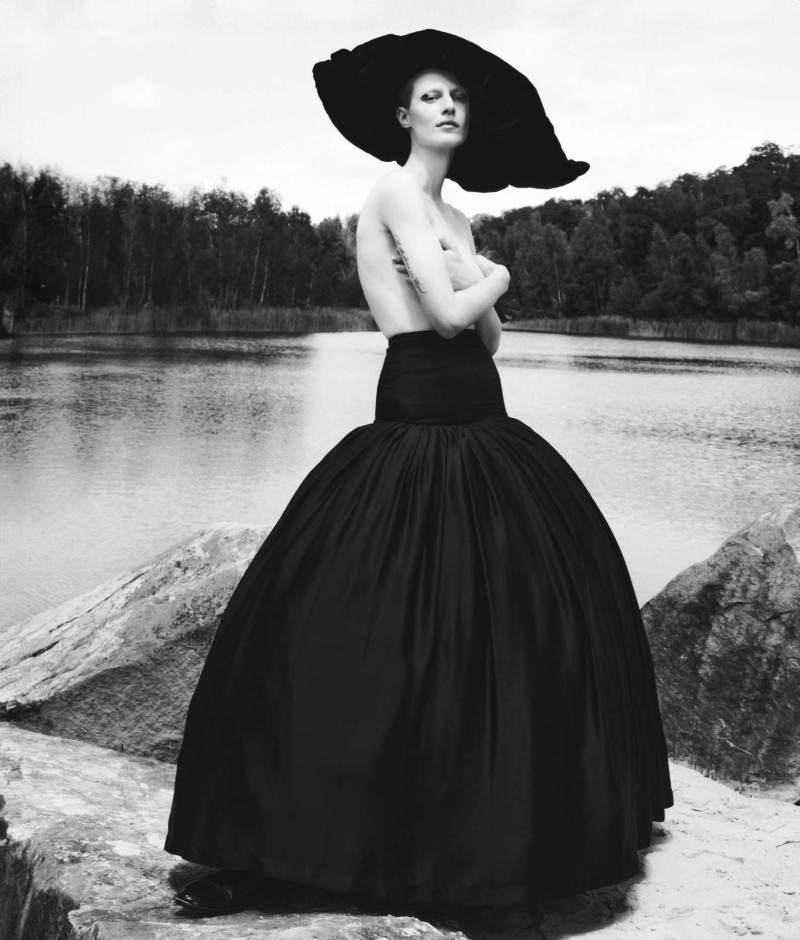 Julia Nobis featured in Julia Dream, January 2025