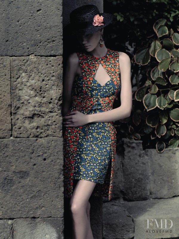 Sheila Marquez featured in Mademoiselle en Fleur, April 2011