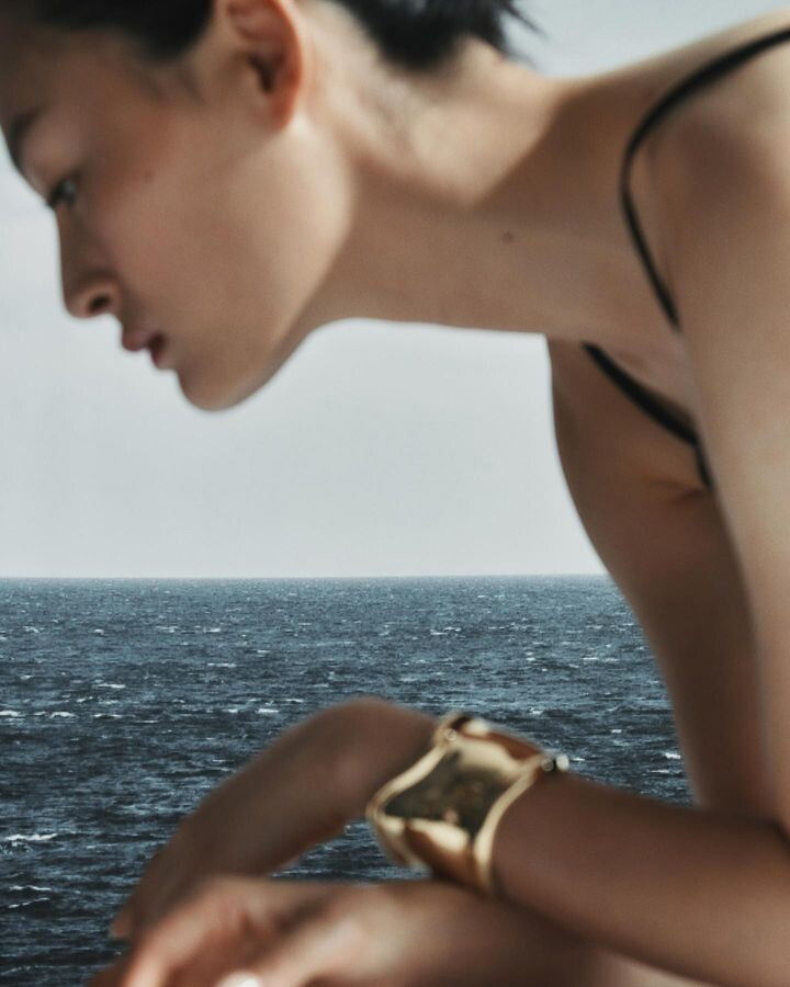 Park Seo Hee featured in Such a delicate fine piece of jewelry, May 2021