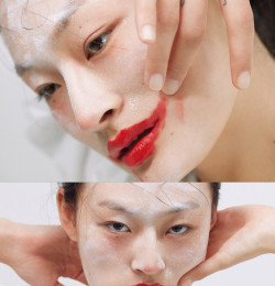 A lot of faces on the Joker\'s face