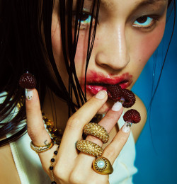 Sweet treats and sparkling jewelry to blow away your stress