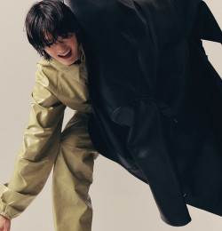 Finally, a commemorative bazaar pictorial commemorative commemorative commemorative cider with 96th-century models