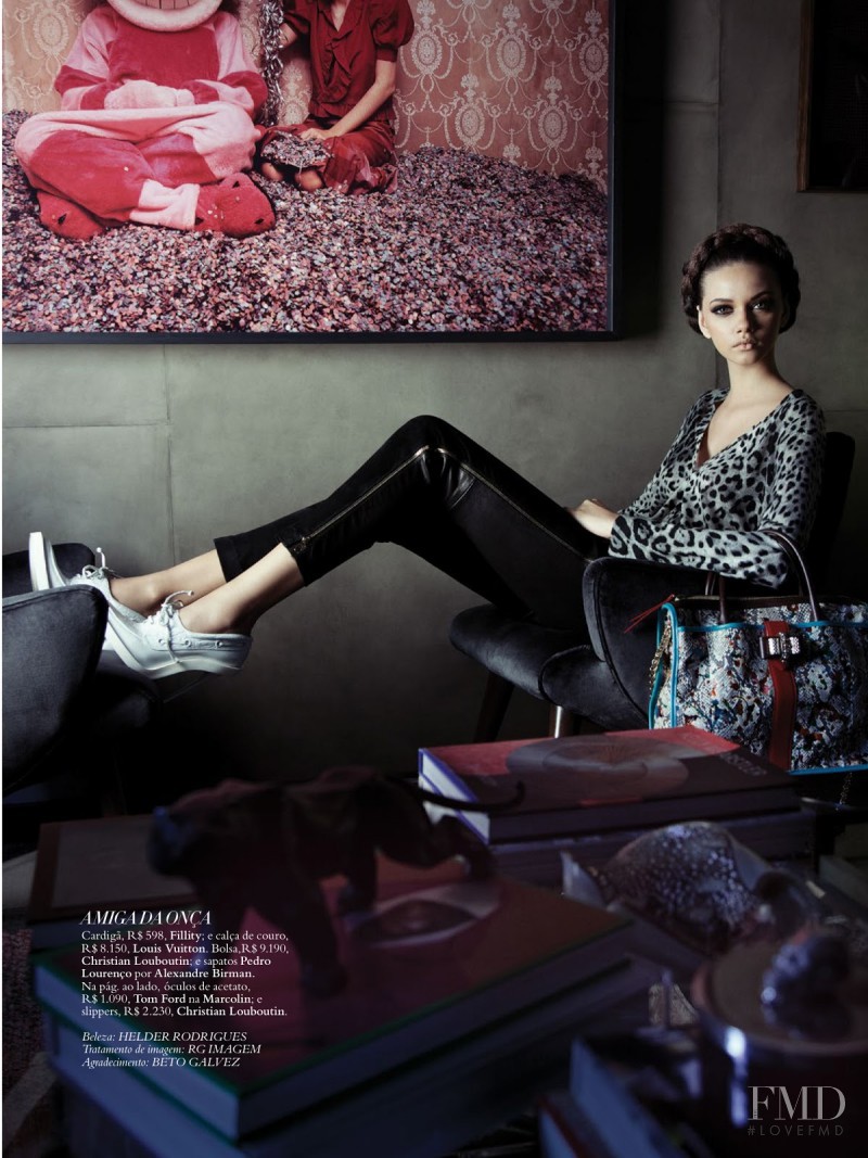 Marina Nery featured in Prática Feroz, May 2013