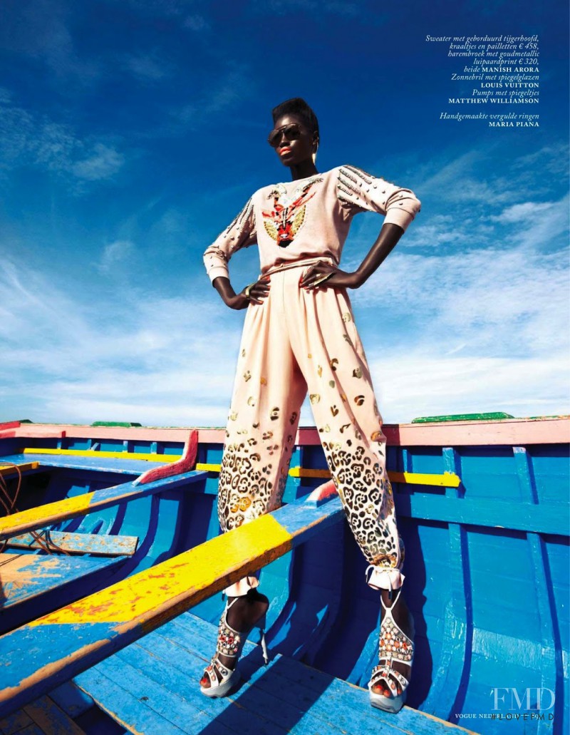 Kinee Diouf featured in Neon Oase, July 2013