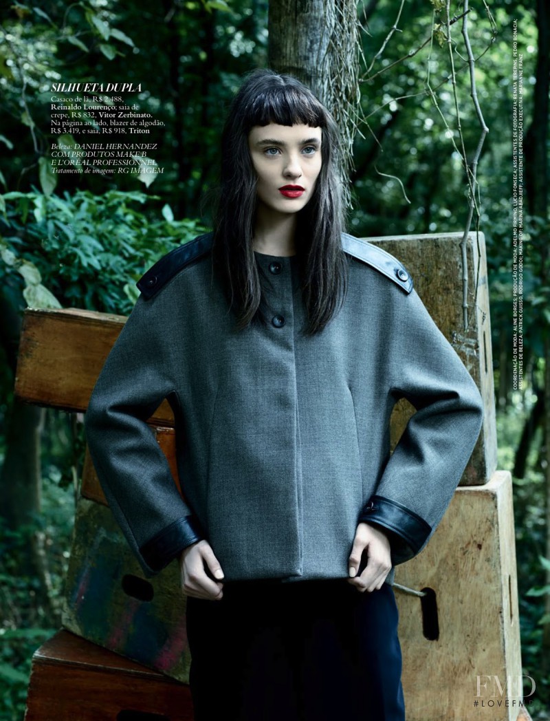 Carolina Thaler featured in Maxi Natural, July 2013