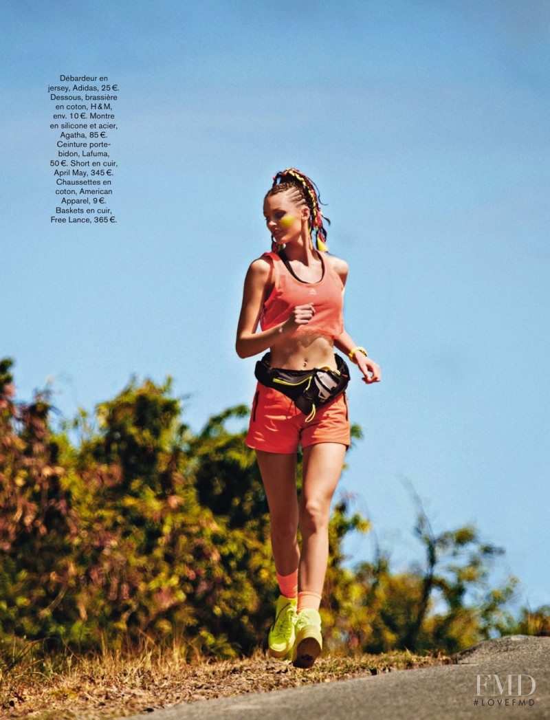Ali Stephens featured in L\'Assaut Fluo, August 2013