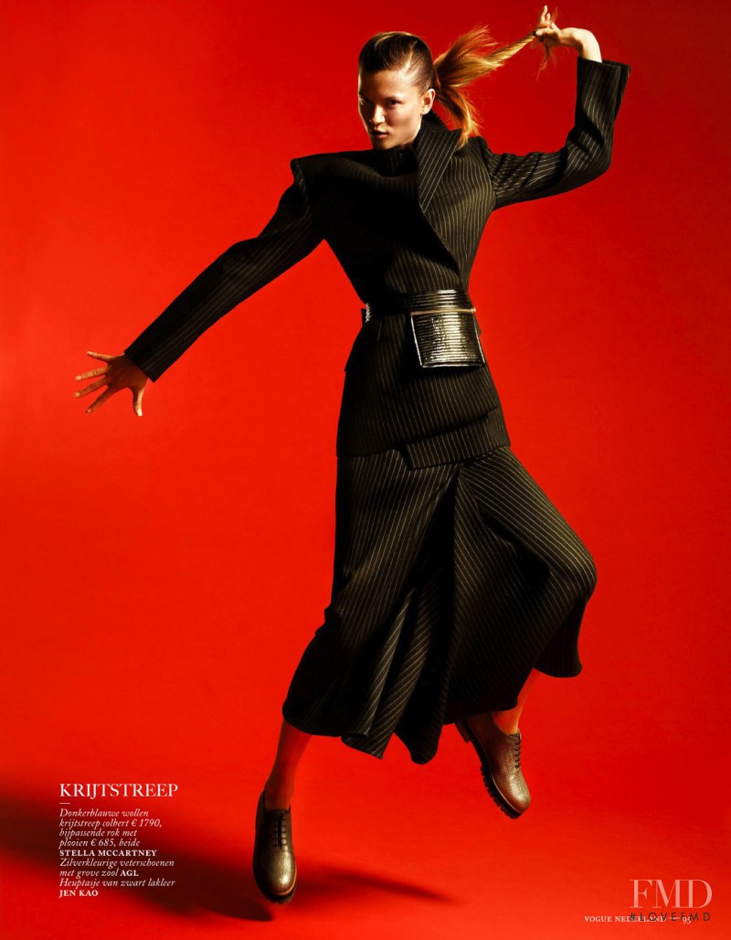 Kasia Struss featured in Fashion Forward, August 2013