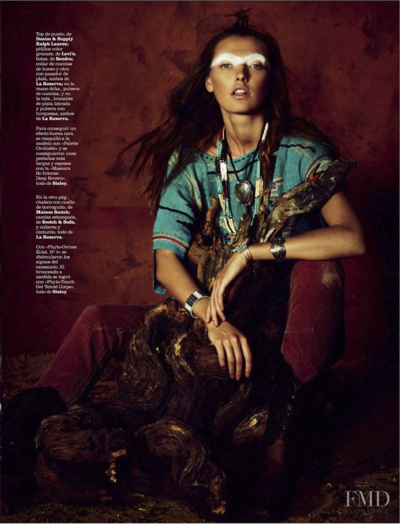 Alina Baikova featured in Sioux, August 2013