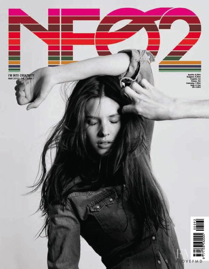 Lourdes Coteron featured on the Neo2 cover from April 2010