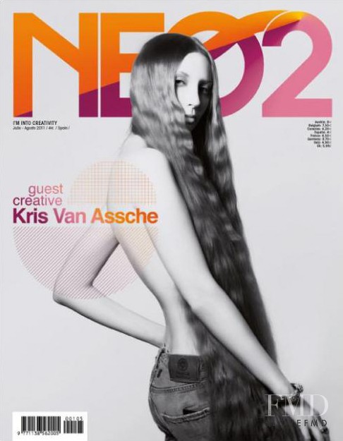  featured on the Neo2 cover from July 2011