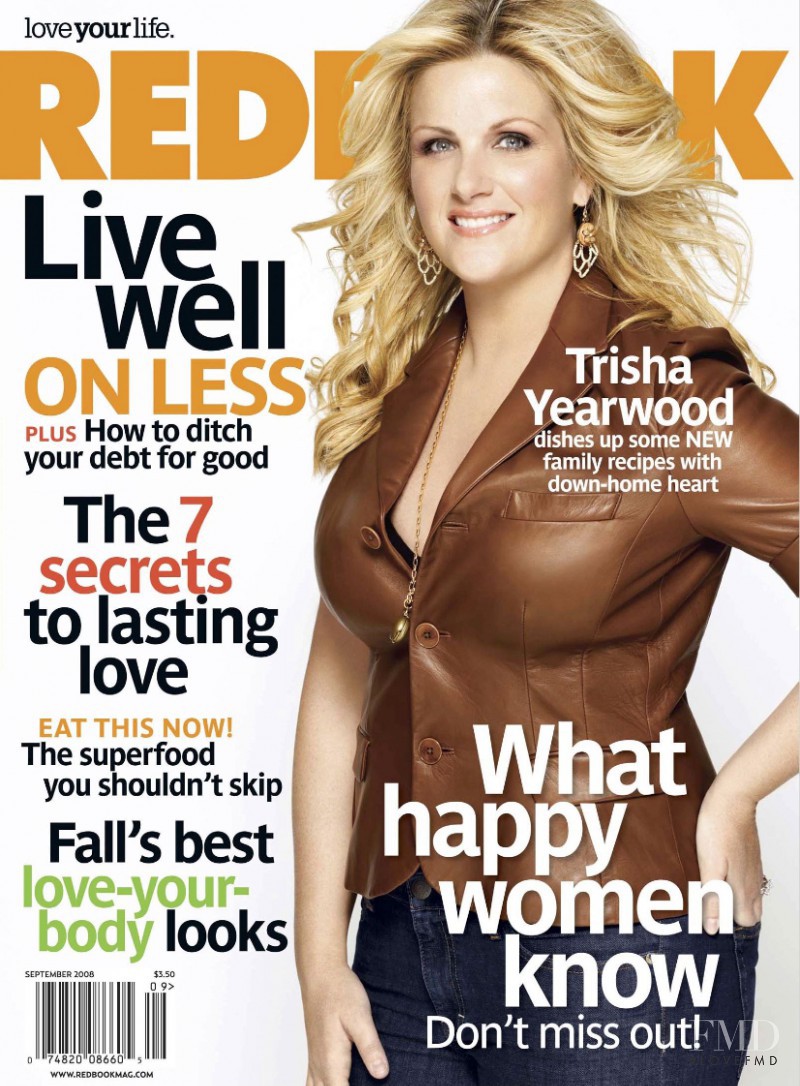 Trisha Yearwood featured on the Redbook cover from September 2008
