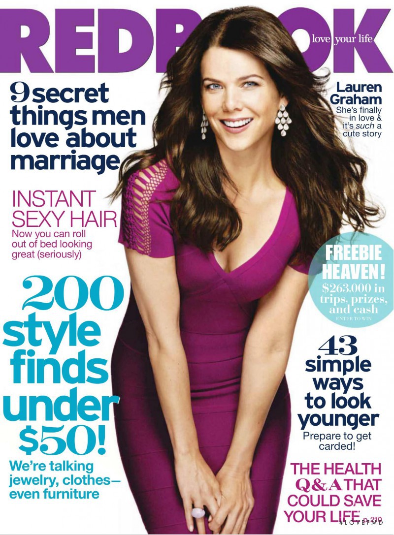 Lauren Graham featured on the Redbook cover from October 2010