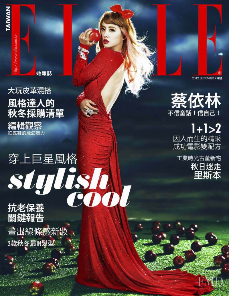  featured on the Elle Taiwan cover from September 2012