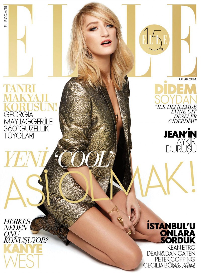 Yeni featured on the Elle Turkey cover from January 2014