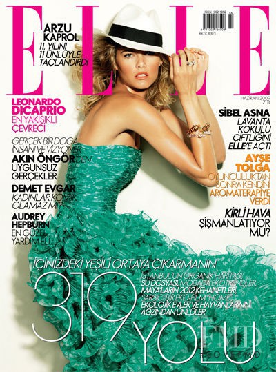 Flavia de Oliveira featured on the Elle Turkey cover from June 2009
