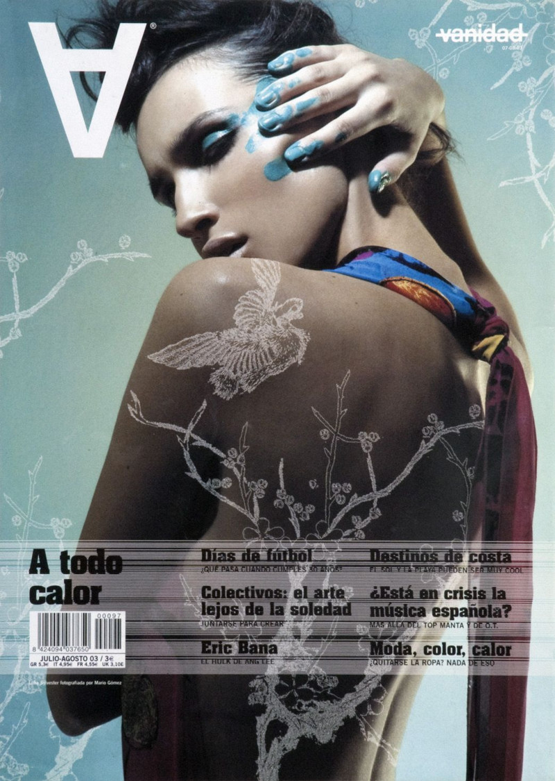  featured on the vanidad cover from July 2003