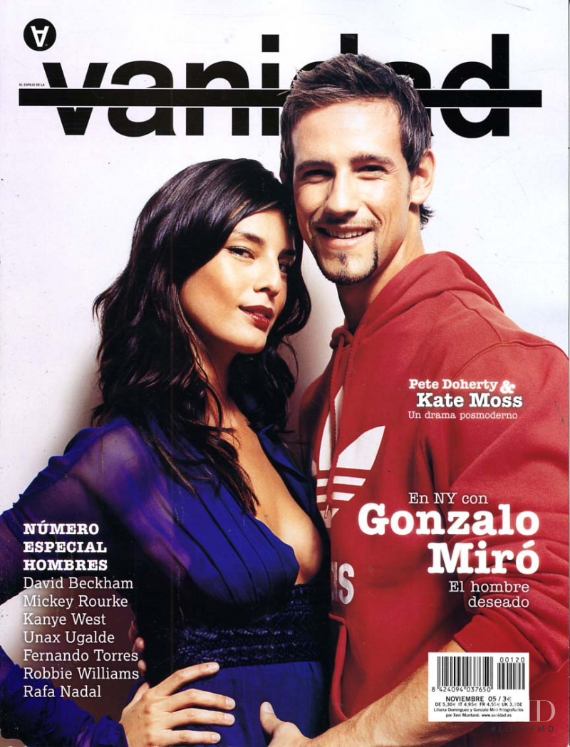 Liliana Dominguez featured on the vanidad cover from November 2005