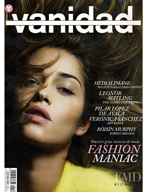 Ana Beatriz Barros featured on the vanidad cover from October 2007