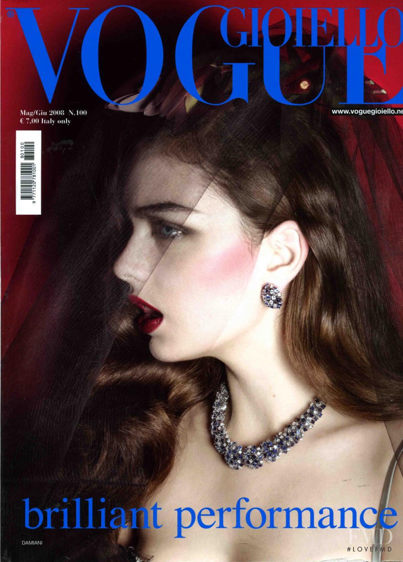 Darla Baker featured on the Vogue Gioiello cover from May 2008