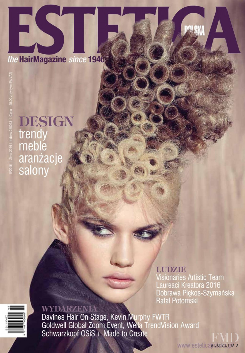  featured on the ESTETICA Polska cover from December 2016