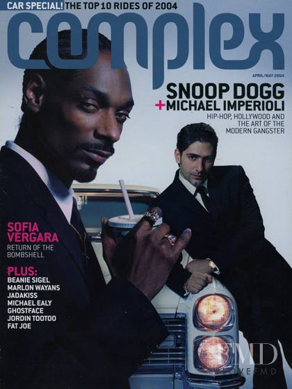 Snoop Dogg & Michael Imperioli featured on the Complex cover from April 2004