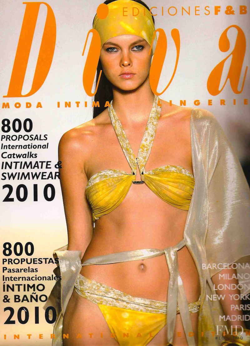  featured on the Diva Moda Intima cover from December 2009