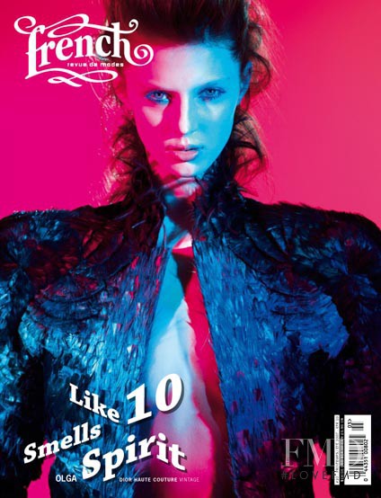  featured on the French Revue De Modes cover from March 2007