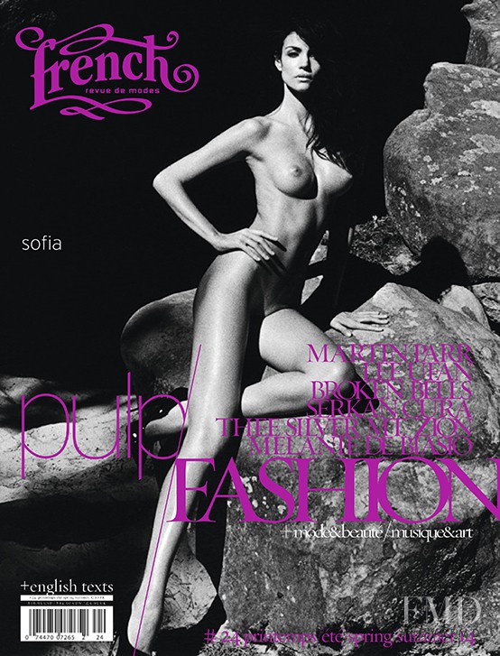 Sofia Resing featured on the French Revue De Modes cover from March 2014