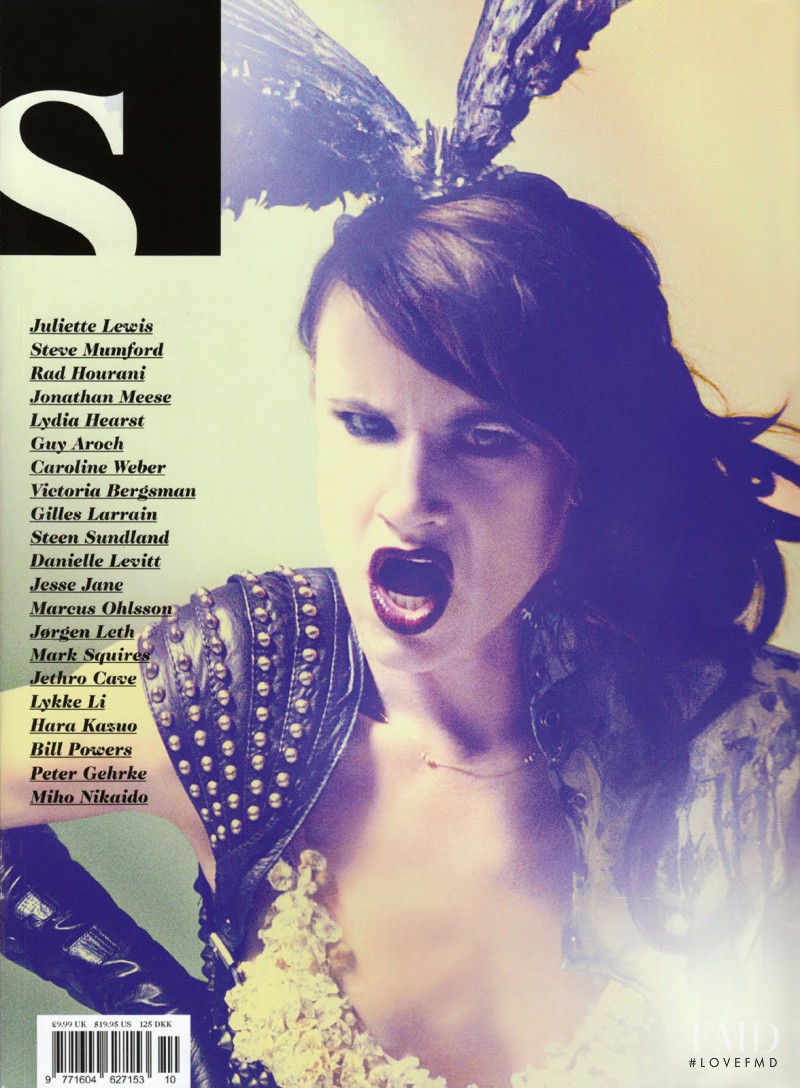 Juliette Lewis featured on the S Magazine cover from May 2010