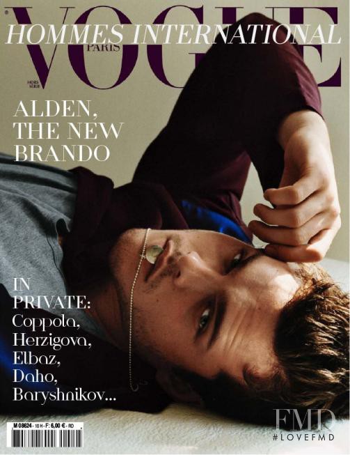  featured on the Vogue Hommes International cover from September 2009
