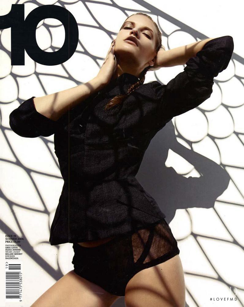  featured on the 10 Magazine cover from June 2006