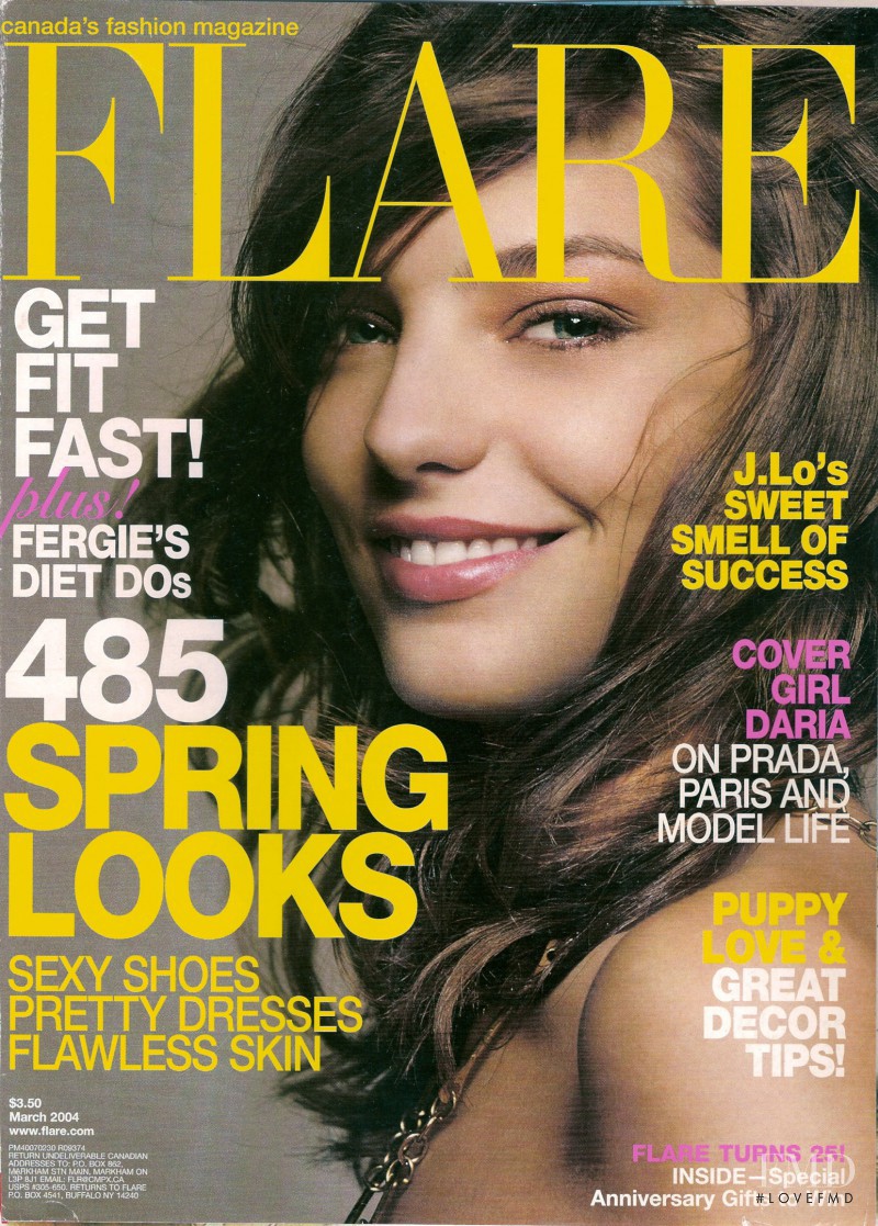 Daria Werbowy featured on the Flare Canada cover from March 2004