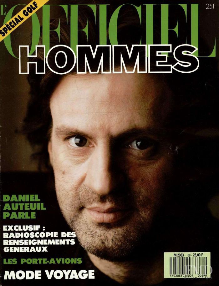  featured on the L\'Officiel Hommes cover from March 1988