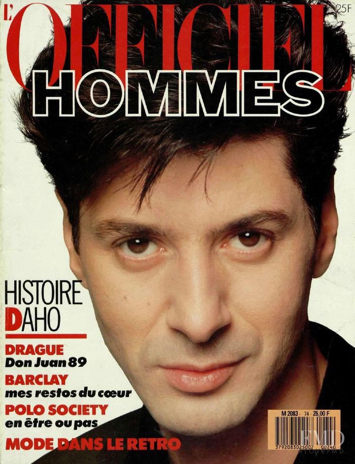 Histoire Daho featured on the L\'Officiel Hommes cover from February 1989