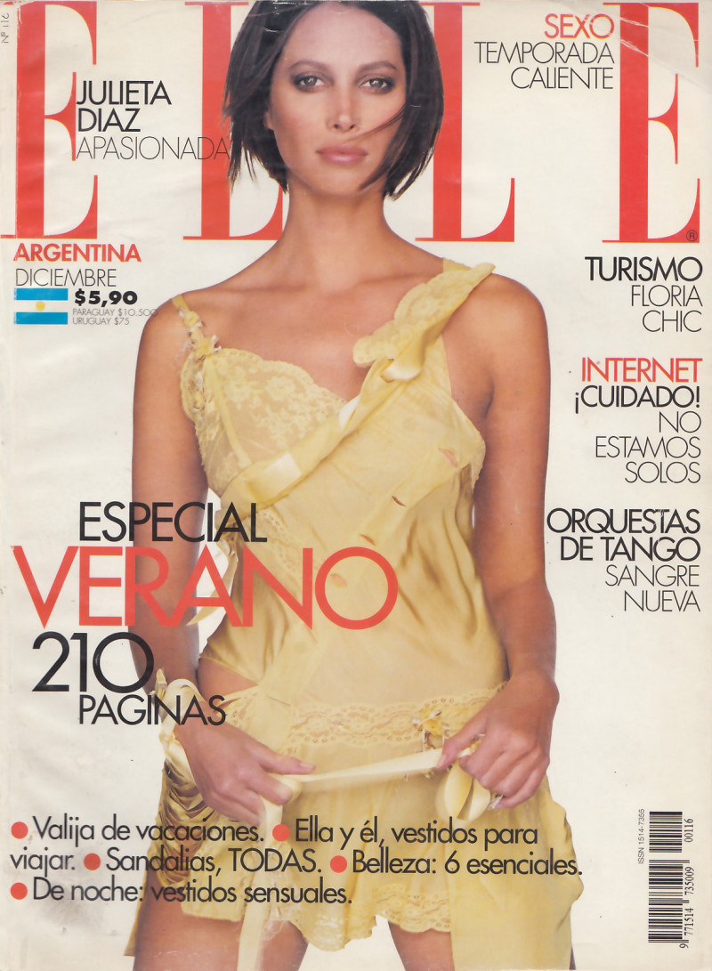 Christy Turlington featured on the Elle Argentina cover from December 2003