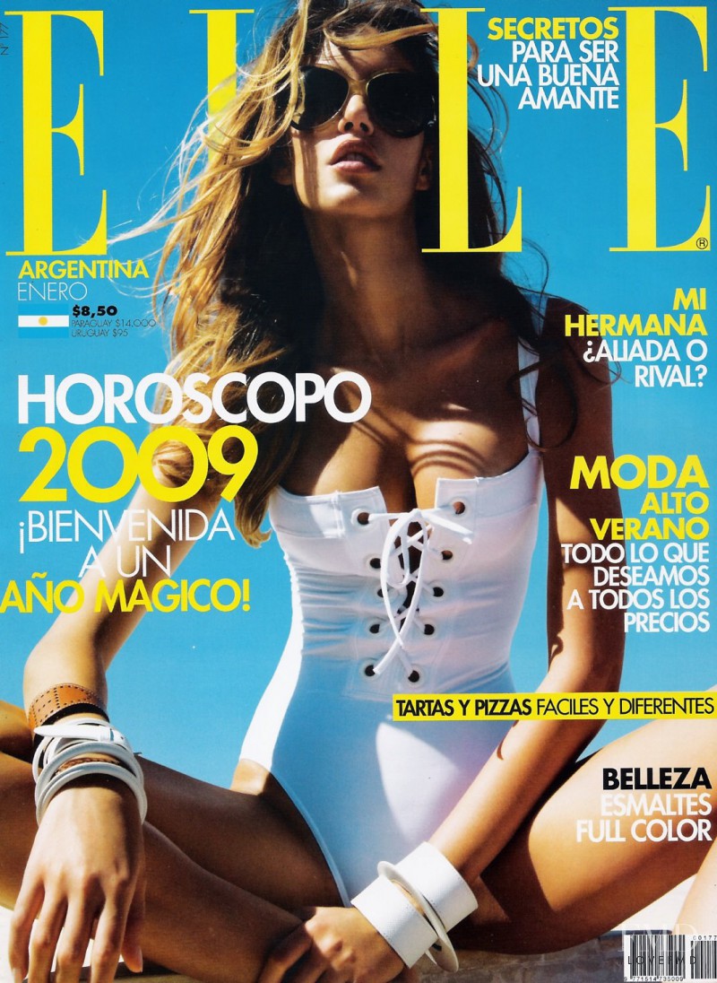Bianca Klamt Motta featured on the Elle Argentina cover from January 2009